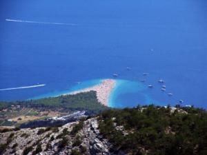 Bol - Zlatni rat beach