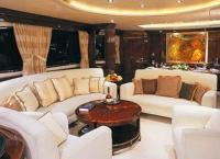Azimut Jumbo 100-4