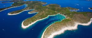 Pakleni islands - panoramic view